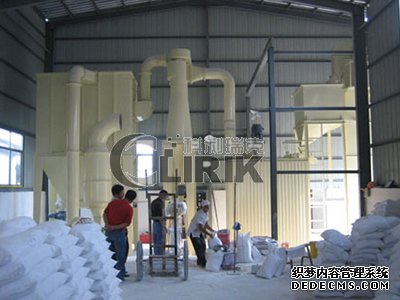 頁巖超細(xì)磨粉機(jī)